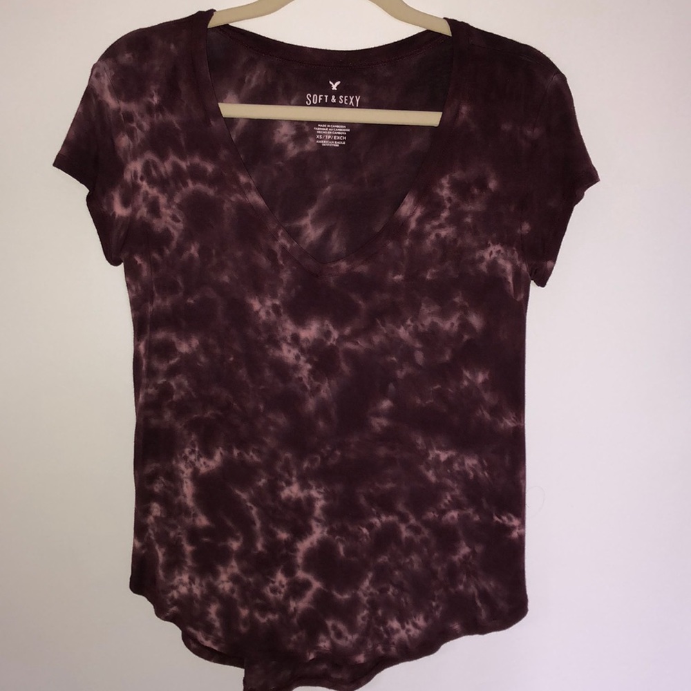 AE Wash tie-dye v-nick tee